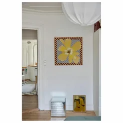 Paper Collective Affiche Flower with Checks 03 par Liat Greenberg