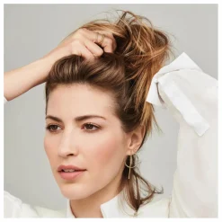 Online Virtue Après-shampoing pour cheveux clairsemés Flourish - 200ml Non teinté