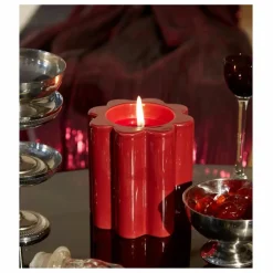 Clearance The Socialite Family Bougie parfumée La Candela senteur santal | Rouge