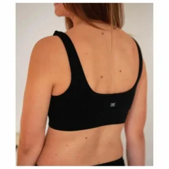 Mama Hangs Brassière Everyday | Noir Best