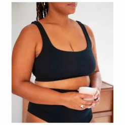 Mama Hangs Brassière Everyday | Noir Best