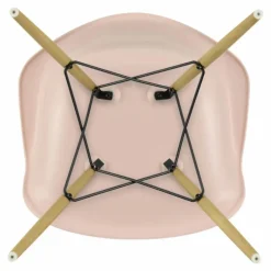 Vitra Chaise DAW - piétement érable - Charles & Ray Eames | Rose tendre