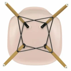 Vitra Chaise DSW plastic - piètement érable - Charles & Ray Eames | Rose tendre Outlet