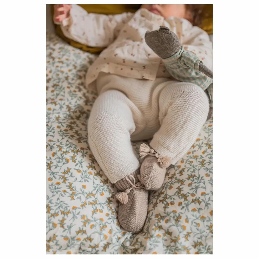 Discount Gentil Coquelicot Chaussons en tricot et pochon brodé | Taupe