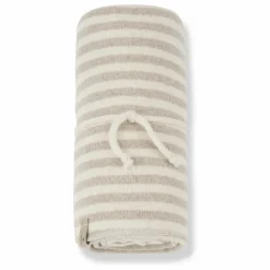 1+ in the family Couverture Jeanine |