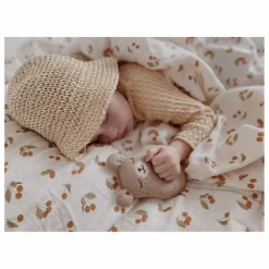 Main Sauvage Hochet Ourson | Sable Online