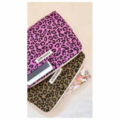 Femme Rose in April Accessoires High-Tech|Accessoires High-Tech|Housse d'ordinateur Graou |