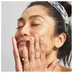 Femme Pai Skincare Illuminateur The Impossible Glow - Gold