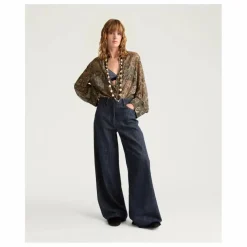 Femme Momoni Jean Aoki |