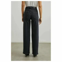 Femme Rails Jean Getty |