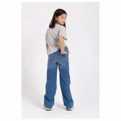Enfant Finger in the nose Jean Loose Carolyn |