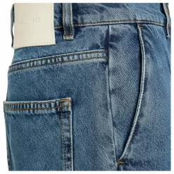 Femme BELLEPIECE Jean Newton |