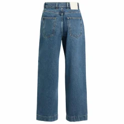 Femme BELLEPIECE Jean Newton |