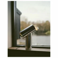 Muuto Luminaires|Lampe à poser Beam, Tom Chung |