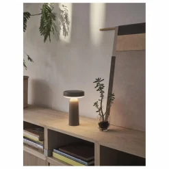 Muuto Lampe à poser Ease, Johan Van Hengel | Taupe