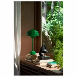 Sale & Tradition Lampe à poser Flowerpot VP3, Verner Panton, 1969 | Vert
