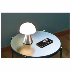 Lexon Lampe à poser Mina audio | Aluminium Online