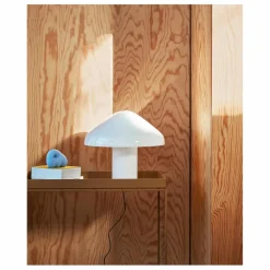 Hay Lampe à poser Pao en verre opale |