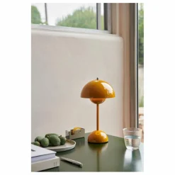 & Tradition Lampe à poser portative Flowerpot VP9, Verner Panton |