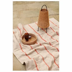 Ferm Living Luminaires|Lampe à poser Porti en rotin