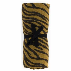 Rose in April Lange Bianca Zebrou |