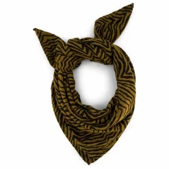 Rose in April Lange Bianca Zebrou |