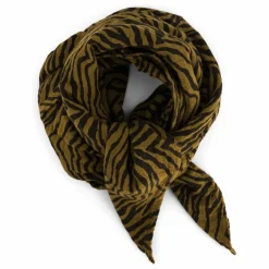 Rose in April Lange Bianca Zebrou |