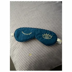 Femme La cerise sur le gâteau Masque de nuit Céleste |