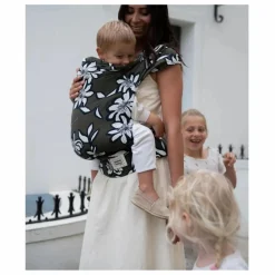 Mama Hangs Porte-bébé Carry & Bloom |