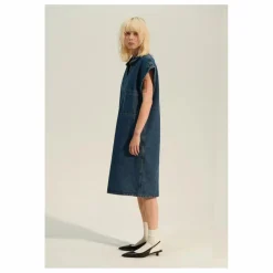 BELLEPIECE Robe Zafra Denim | Dark Blue