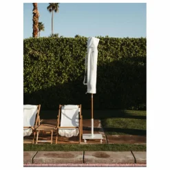 Business & Pleasure Co. Roulettes pour pied de parasol - Set de 4 | Blanc Online