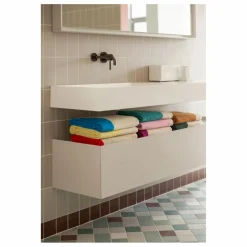 Suite 702 Serviette de toilette, Muller Van Severen |