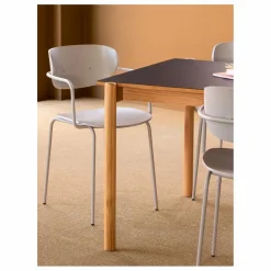 Hübsch Table à manger en chêne Oblique |