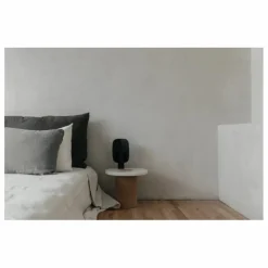 Frama Tables, Bureaux|Table d'appoint Sintra, piétement en liège |