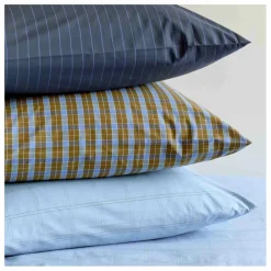 Hot La cerise sur le gâteau Taie d'oreiller en coton bio Chloë | Bleu ciel