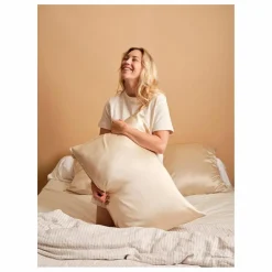 Discount Emily's Pillow Taie d'oreiller en soie de mûrier | Champagne