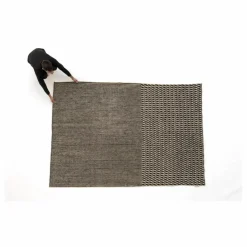 New Nanimarquina Tapis Blur, Ronan & Erwan Bouroullec | Noir