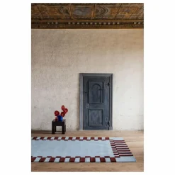 Layered Tapis en laine Teklan Frame, Tekla Evelina Severin | Bleu Discount