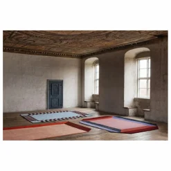 Layered Tapis en laine Teklan Frame, Tekla Evelina Severin | Bleu Discount