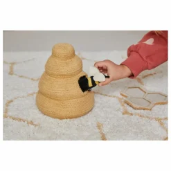 Enfant Lorena Canals Tapis Pollinisation