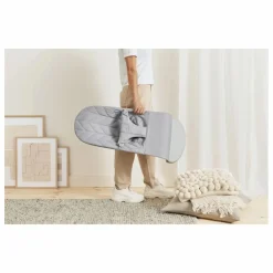 BabyBjörn Transat Bliss en coton matelassé Pétale | Gris clair Hot