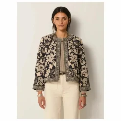 Hot Maison Hotel Veste Chuvash Balani | Noir